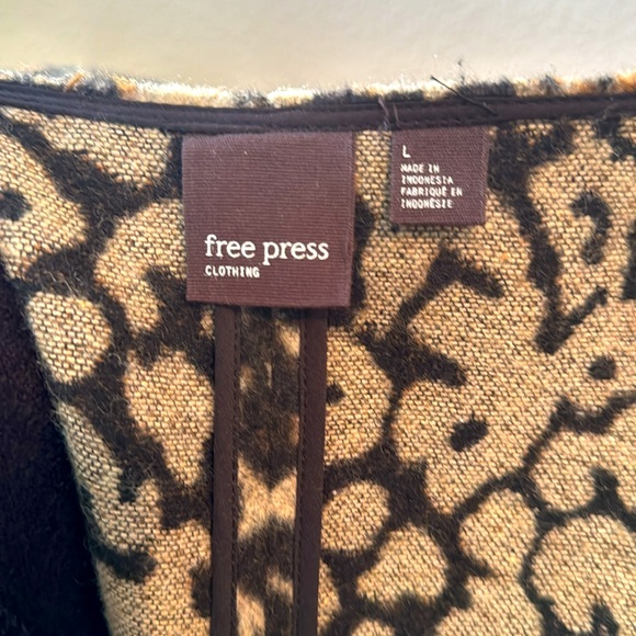 Free Press Coat - Picture 4 of 4